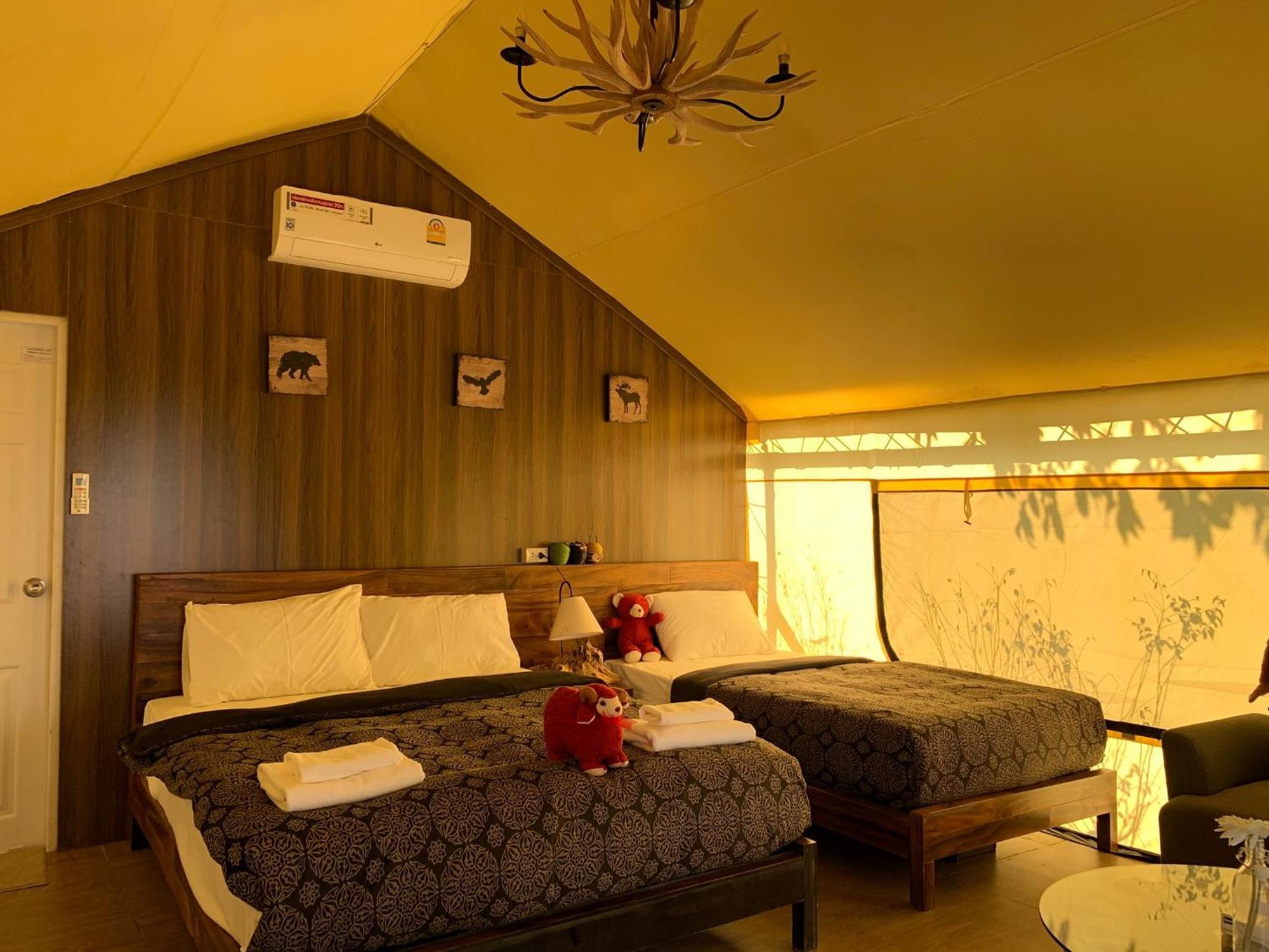 Hotel Mont Blanc Glamping Khao Yai Khao Yai National Park Habitación foto